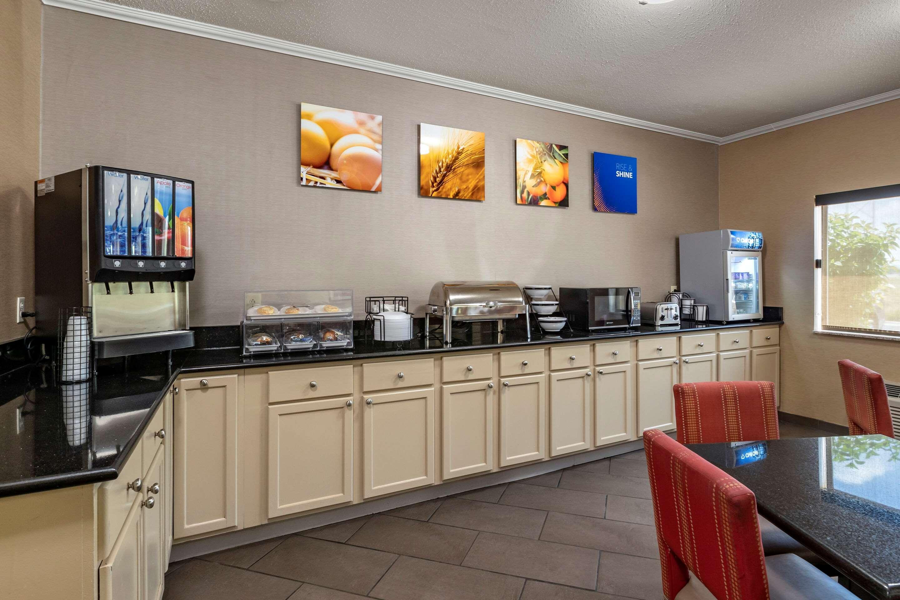 Comfort Inn Moline - Quad Cities Eksteriør billede